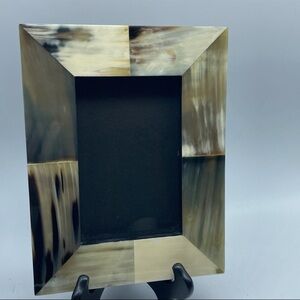 Arte Italica Horn-Inspired Frame in Cream and Brown